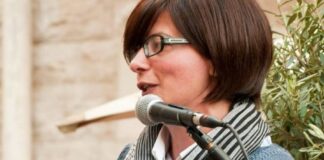 Debora Ciliento: «Voliamo alto e trasformiamo quei proiettili in fiori»