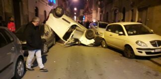 Incidente in Via Amedeo: fugge il responsabile