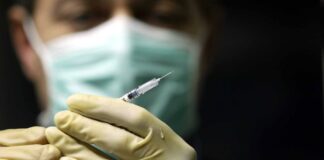 Vaccino antimeningococco B:gratuito per i nati tra il 2003 e il 2013