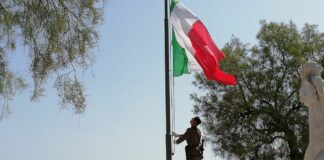 Festa della Liberazione, deposizione di corona in via Domenico Di Terlizzi
