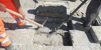 Lavori stradali: interventi al basolato di diverse strade del centro cittadino