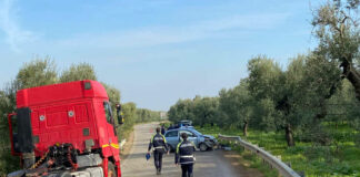 Assaltano un tir a Terlizzi e provocano un incidente sulla “Andria-Bisceglie”: malviventi in fuga