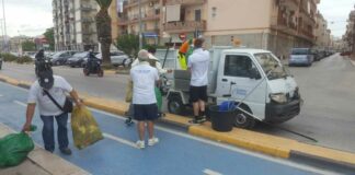Amici del mare, recuperato il motorino incastrato tra gli scogli del Molo San Nicola