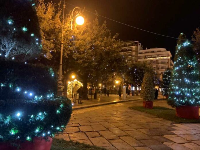 Trani luci Natale