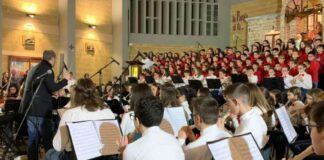 Ritmi e Suoni del Natale: Baldassarre e scuole Primarie in musica