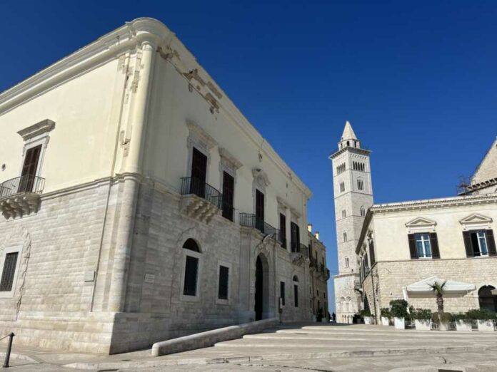sede Trani palazzo valenzano soprintendenza