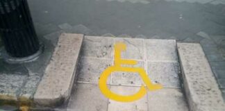Scivoli e rampe, nuova segnaletica orizzontale in via Cavour