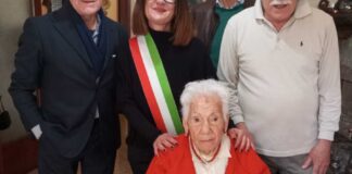 Rosa Diaferia compie 100 anni, città di Trani in festa