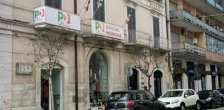 Salario minimo, raccolta firme a Trani presso la sede del PD