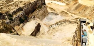 Violazioni ambientali, tre cave di marmo sequestrate a Bisceglie e Trani