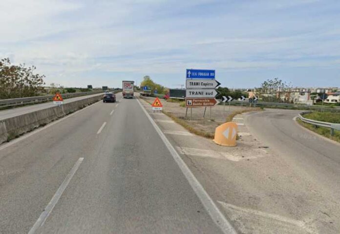 Screenshot_2025-11-27_124704-1764243695104.png--impatto_fra_due_mezzi_pesanti_sulla_ss16_a_trani__nessun_ferito__statale_chiusa_in_direzione_nord