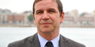 Ufficiale la lista del candidato sindaco Sebastiano De Feudis: «Nessun ex consigliere»
