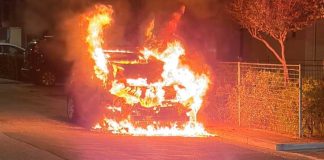 Incendio auto moglie Lodispoto, la vicinanza di Guarriello