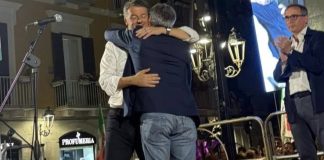 Anche il senatore Matteo Renzi si complimenta con il neo eletto sindaco Galiano
