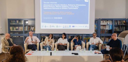 Tessere il futuro: Enti locali e Terzo Settore nel nuovo welfare